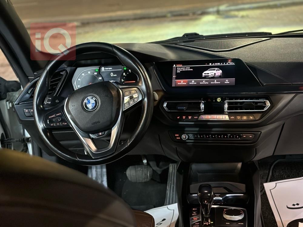 بي ام دبليو الفئة 2